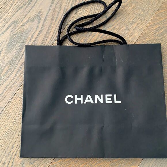 CHANEL Empty Gift Shopping Bag – Black with Logo, 12” x 9.5” – Authentic - Picture 6 of 7